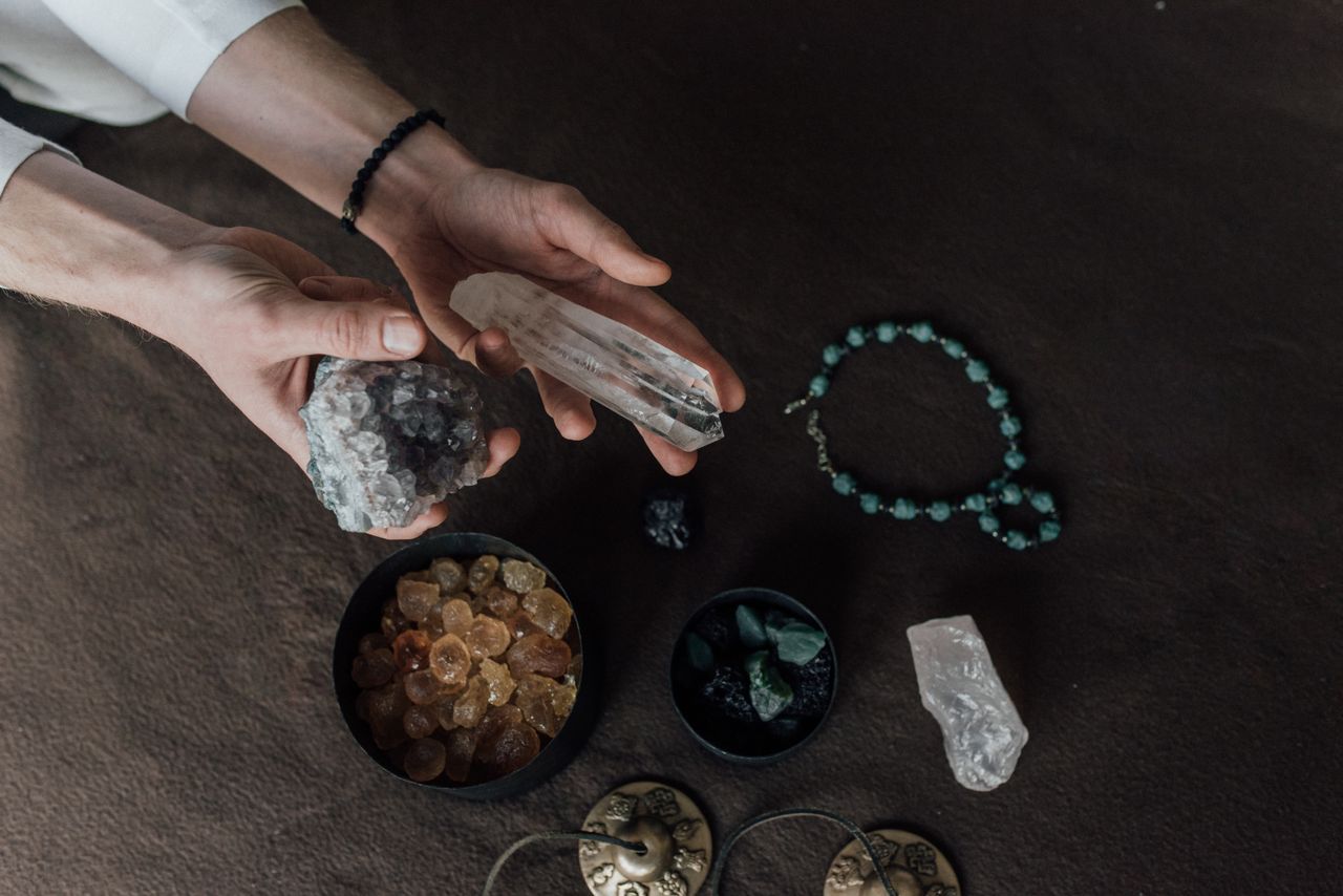Kundli-Based Gemstone Selection & Personalized Guidance
